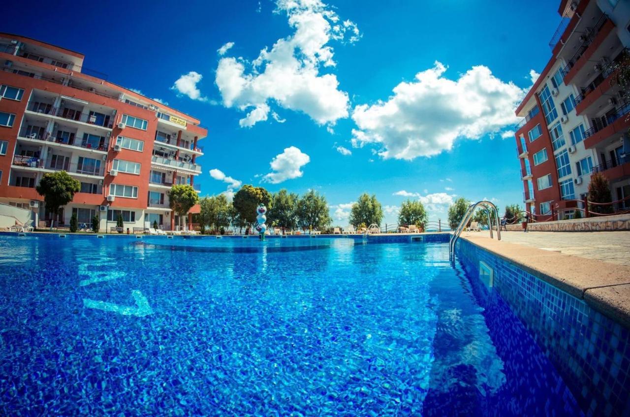Sea View Panoramic Apartments, Fort Noks Crown Club Sveti Vlas Εξωτερικό φωτογραφία