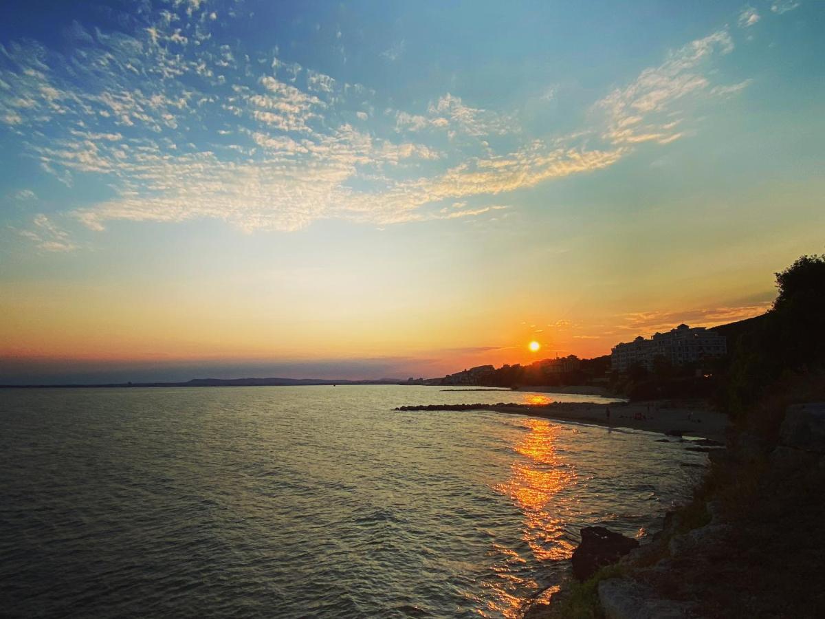 Sea View Panoramic Apartments, Fort Noks Crown Club Sveti Vlas Εξωτερικό φωτογραφία