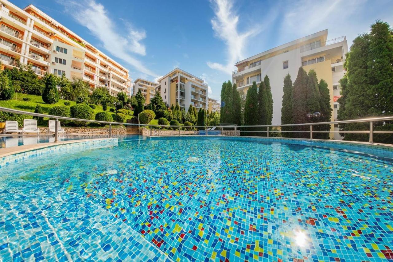 Sea View Panoramic Apartments, Fort Noks Crown Club Sveti Vlas Εξωτερικό φωτογραφία