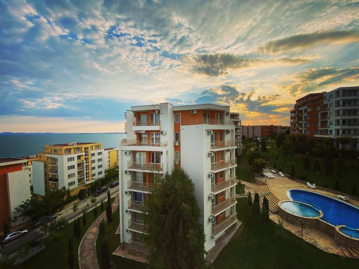 Sea View Panoramic Apartments, Fort Noks Crown Club Sveti Vlas Εξωτερικό φωτογραφία