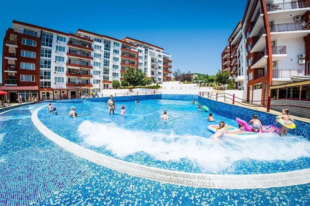 Sea View Panoramic Apartments, Fort Noks Crown Club Sveti Vlas Εξωτερικό φωτογραφία